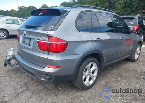 2011 BMW X5 xDrive35D from USA, damaged, VIN 5UXZW0C51BL658729
